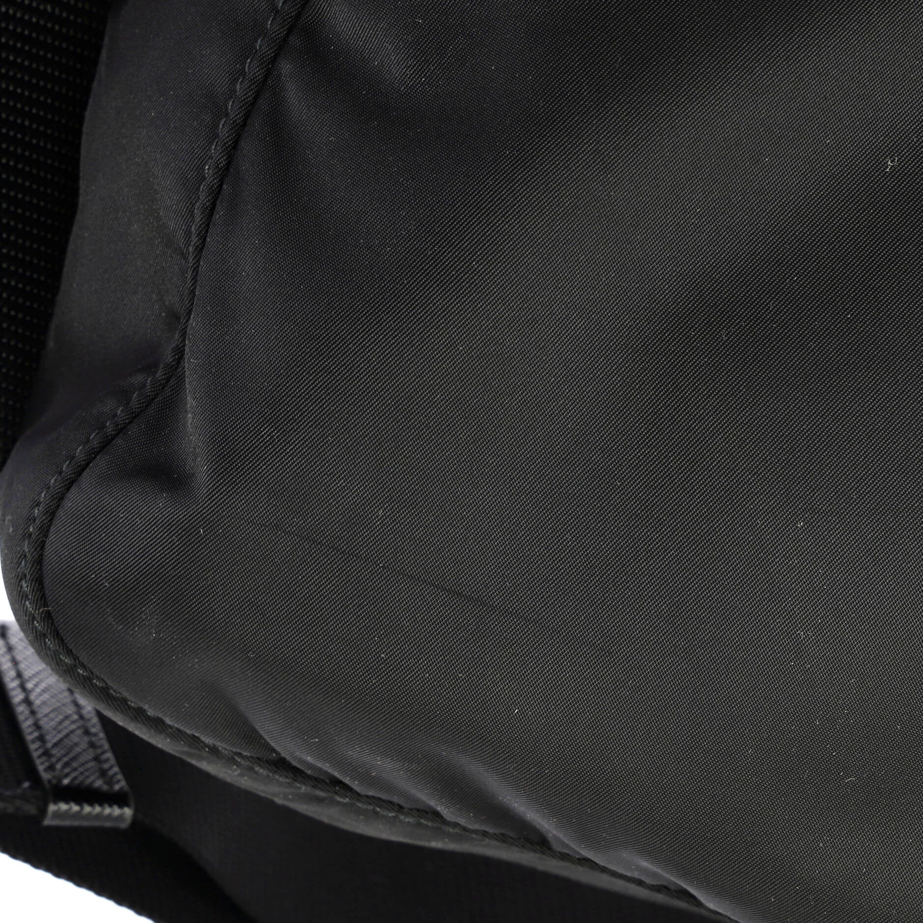 Front Zip Messenger Bag Re-Nylon Medium - Image 6