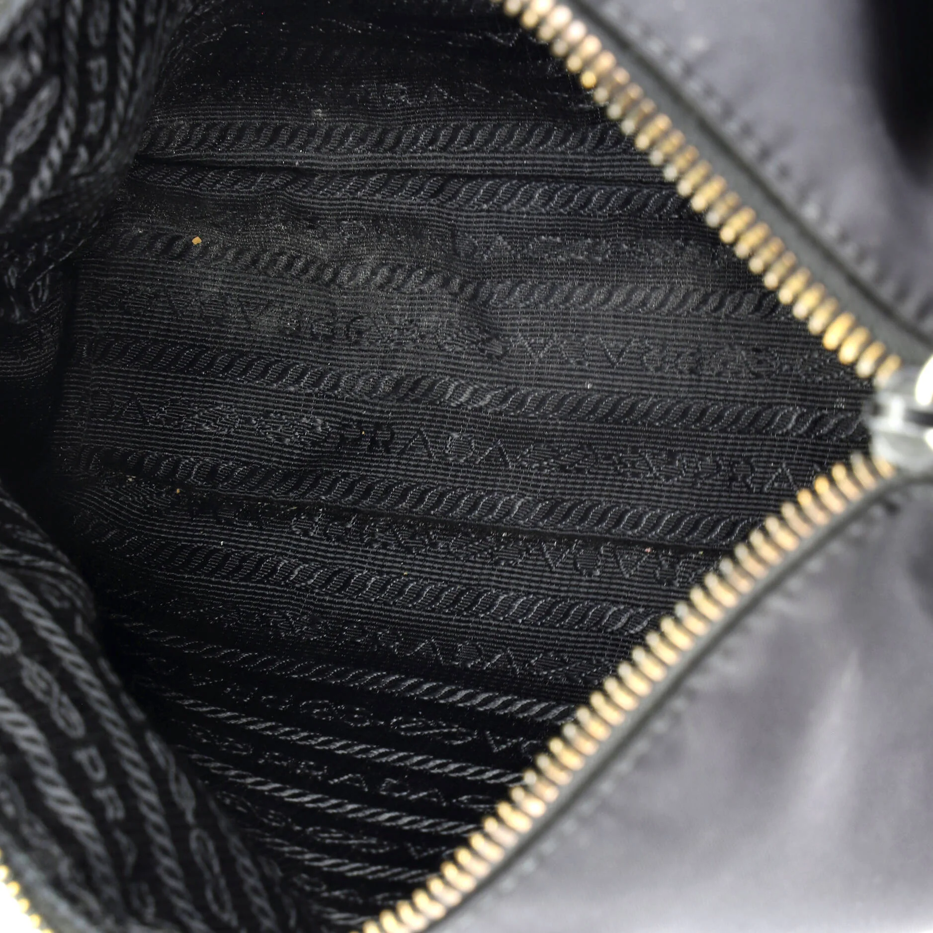Re-Edition 2000 Double Zip Shoulder Bag Tessuto Small - Image 5
