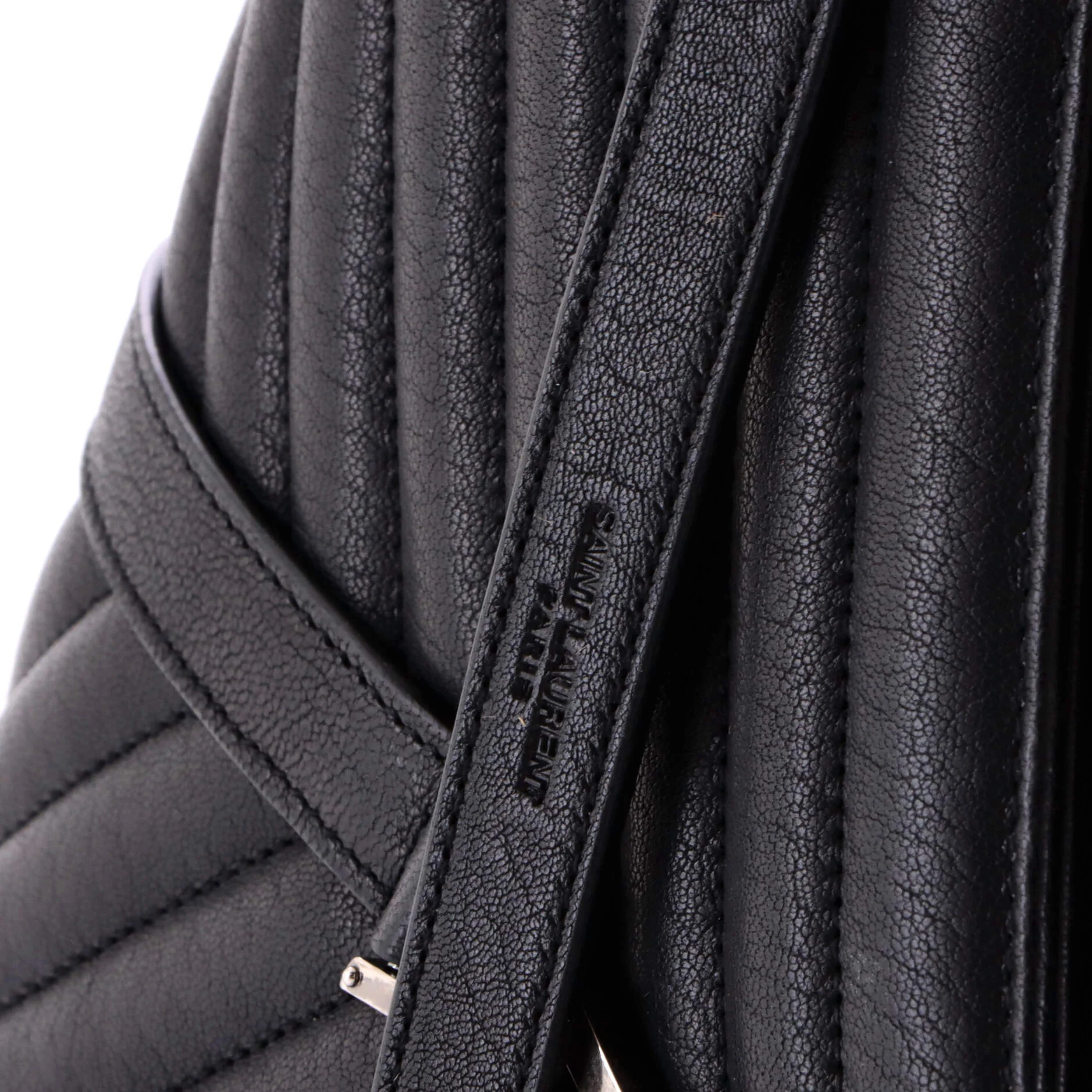 Classic Monogram College Bag Matelasse Chevron Leather Medium - Image 6