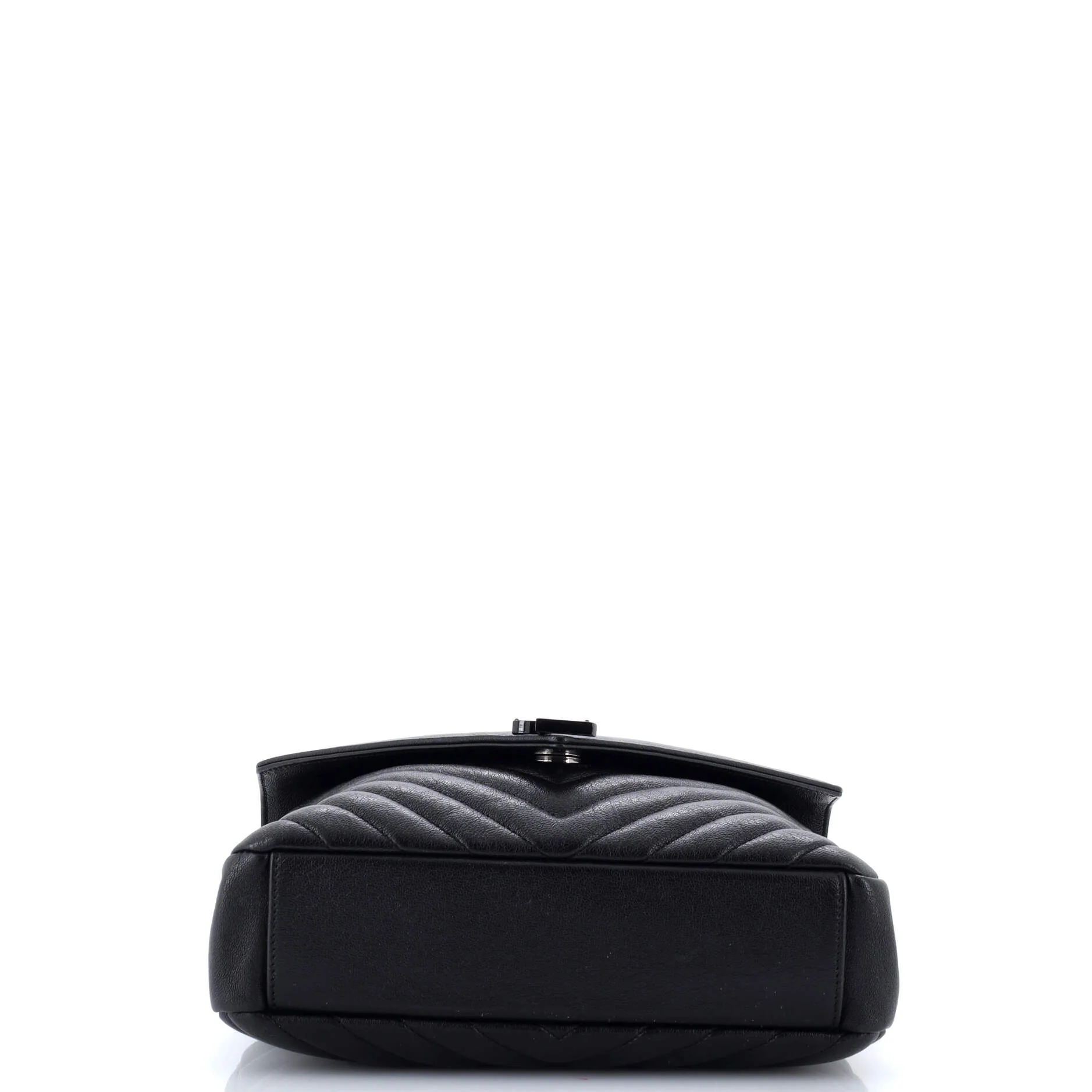 Classic Monogram College Bag Matelasse Chevron Leather Medium - Image 4