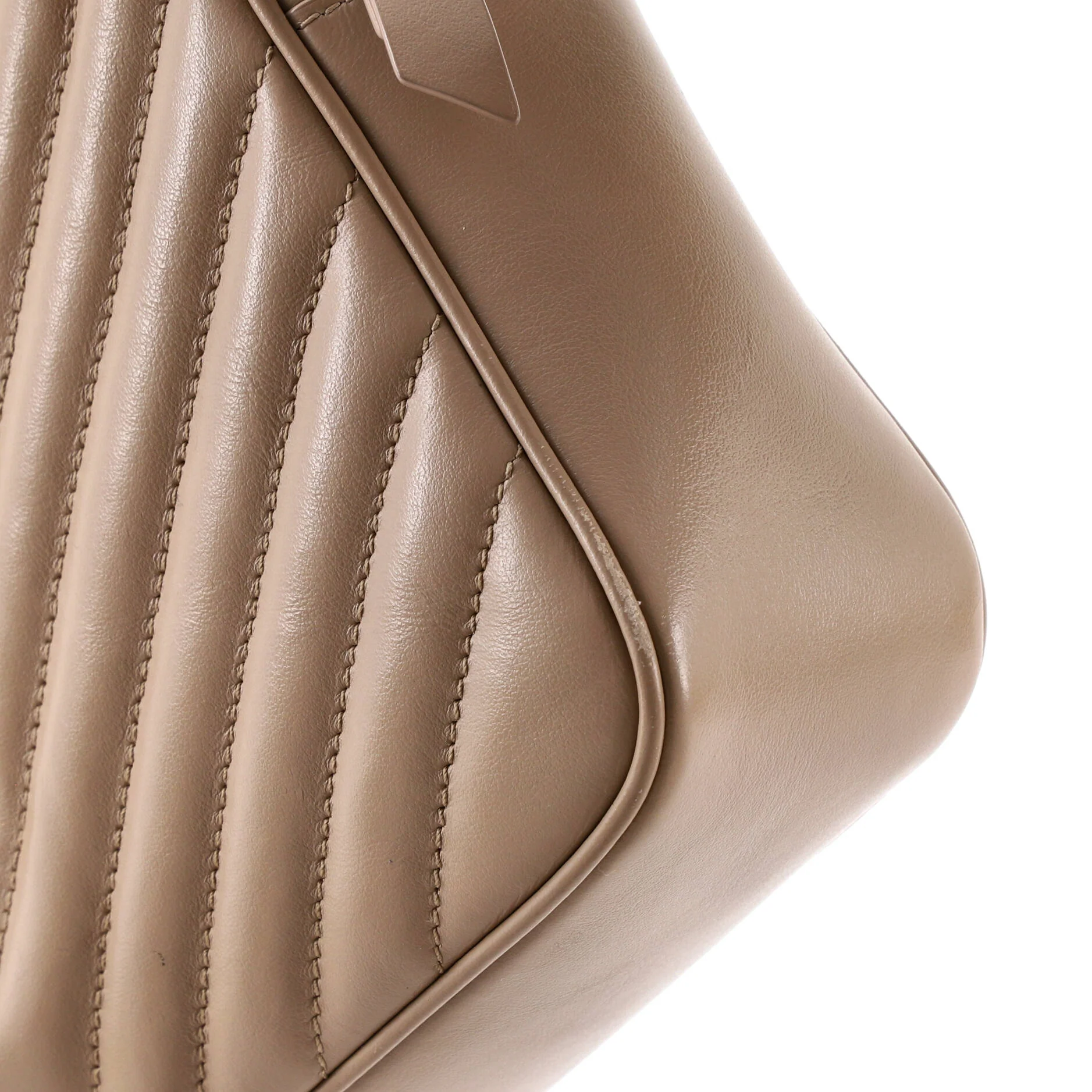 Lou Camera Bag Matelasse Chevron Leather Small - Image 6