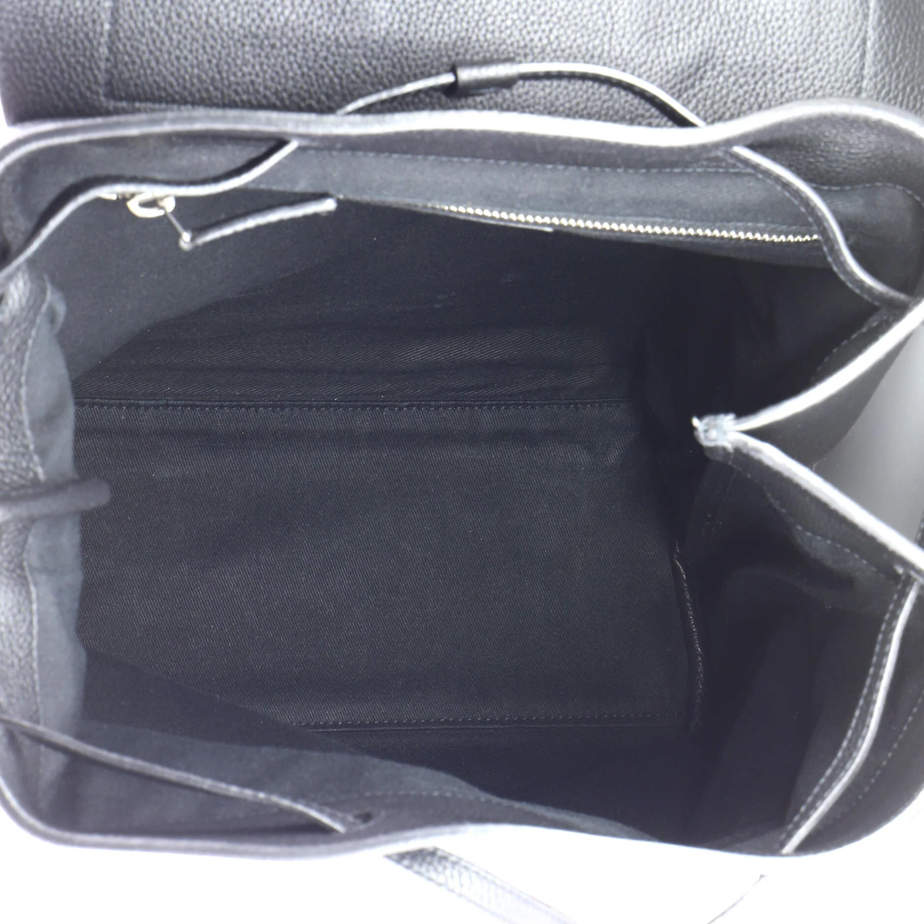 Sac de Jour Backpack Leather Medium - Image 5