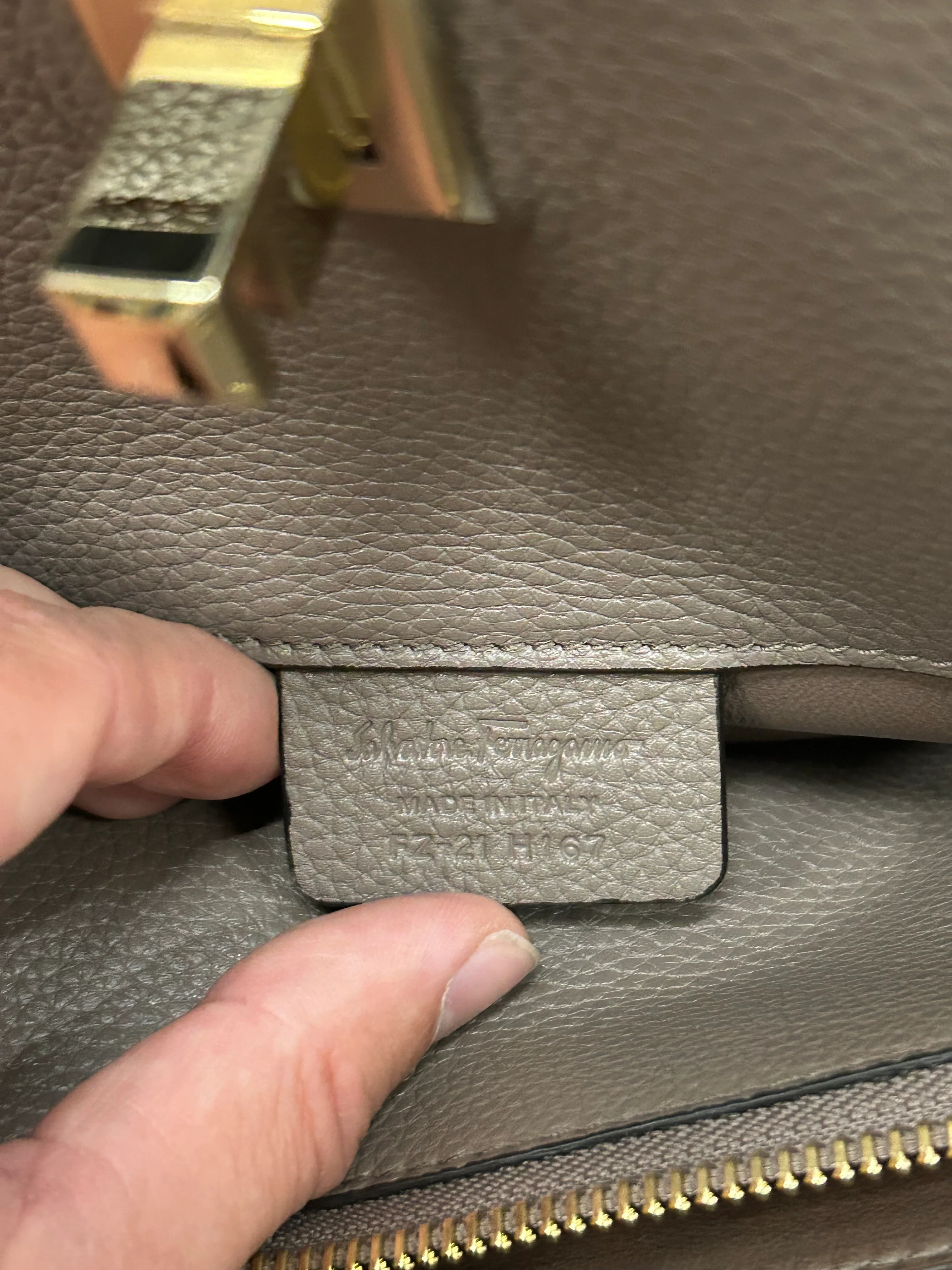 Studio Satchel Leather Medium - Image 7