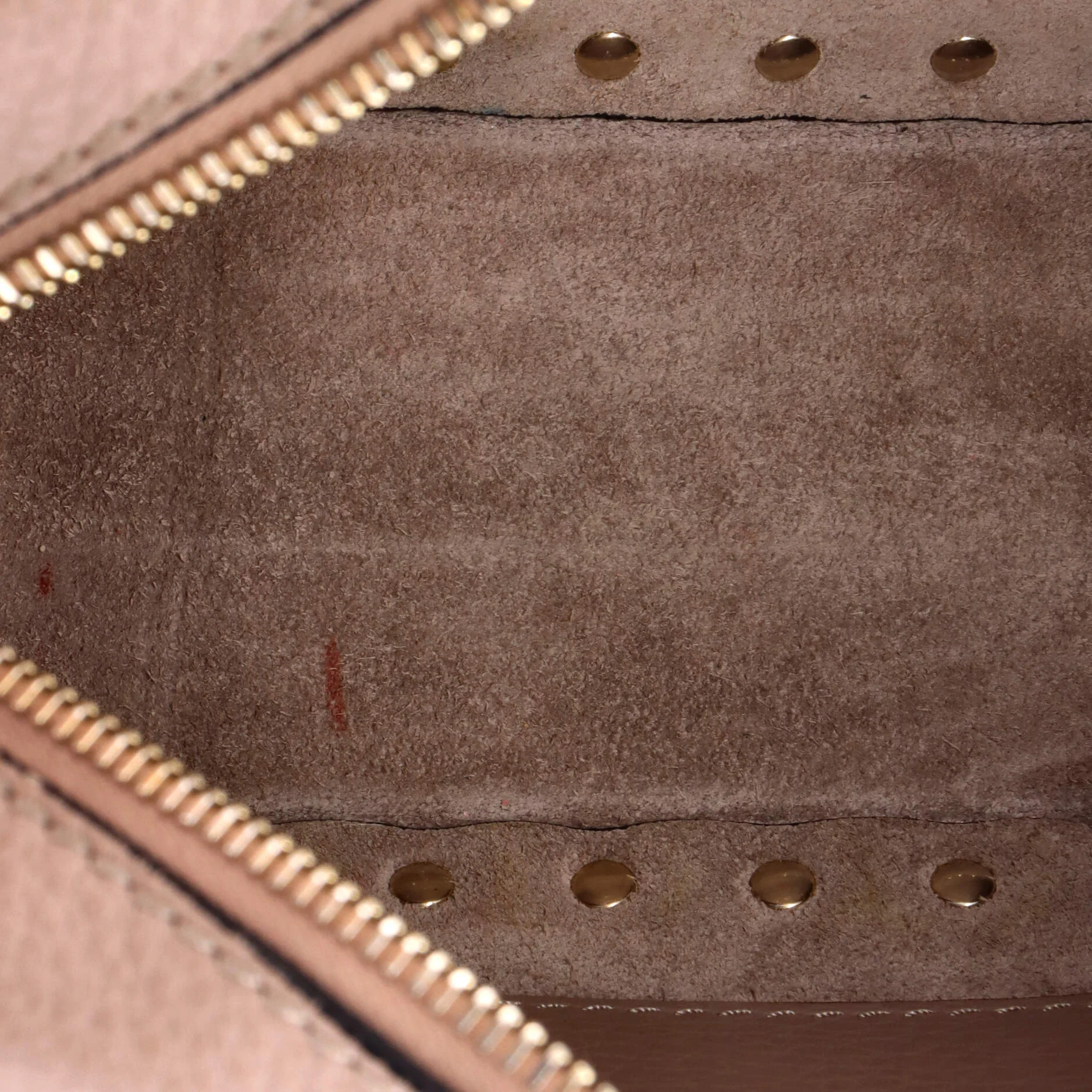 Rockstud Camera Crossbody Bag Leather - Image 5