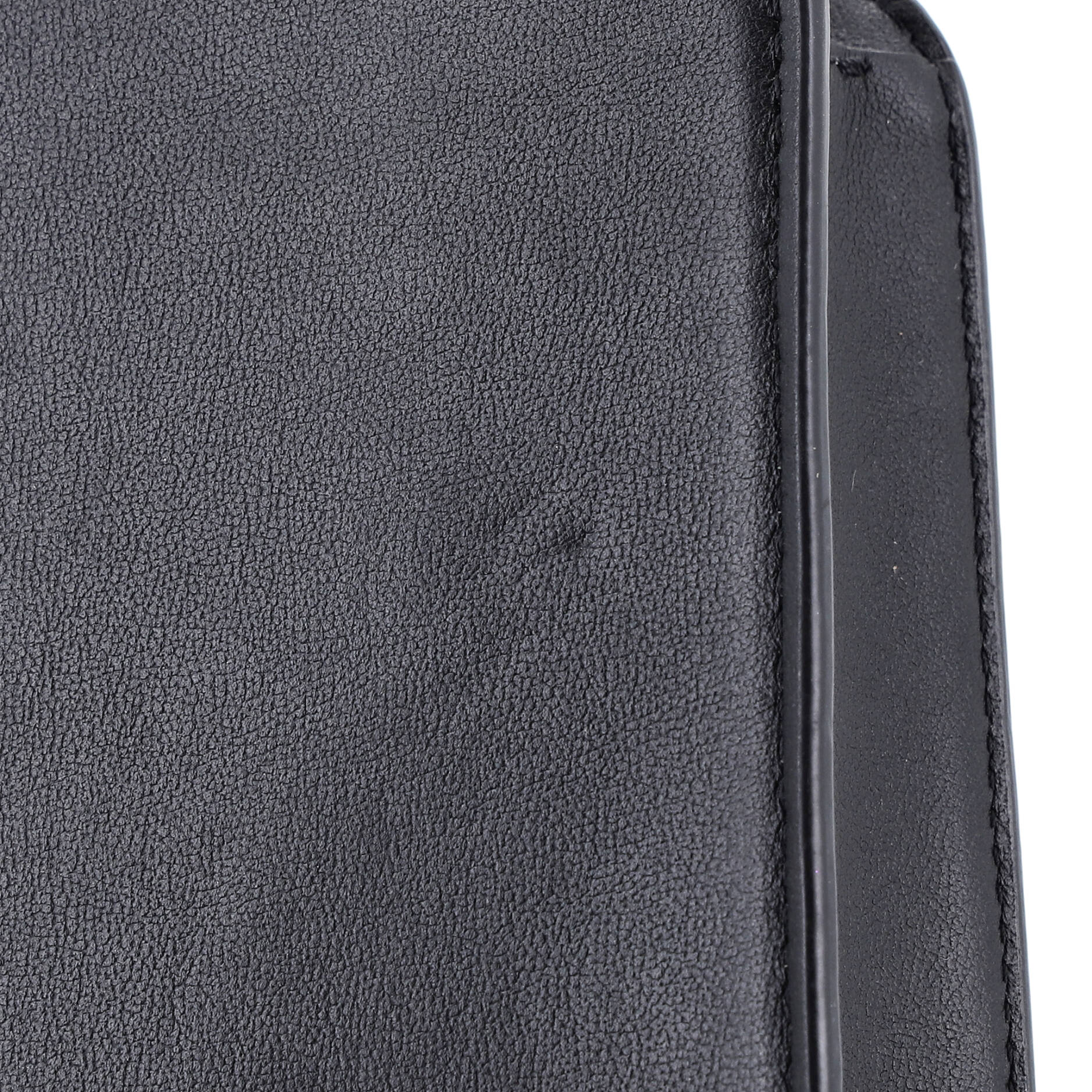 VLogo Loco Flap Shoulder Bag Leather Small - Image 6