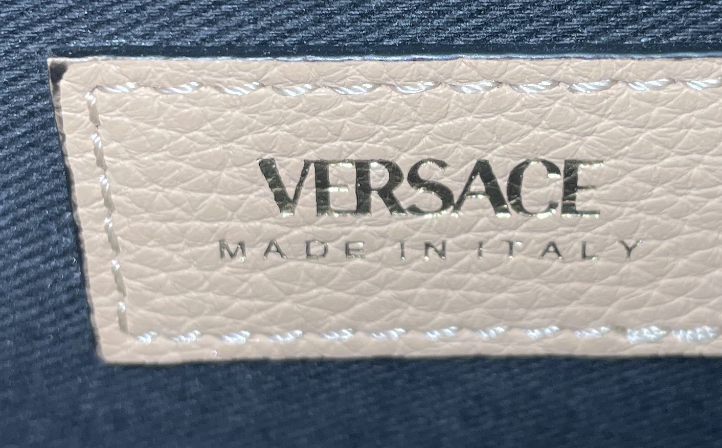 Virtus Chain Flap Shoulder Bag Leather Medium - Image 6