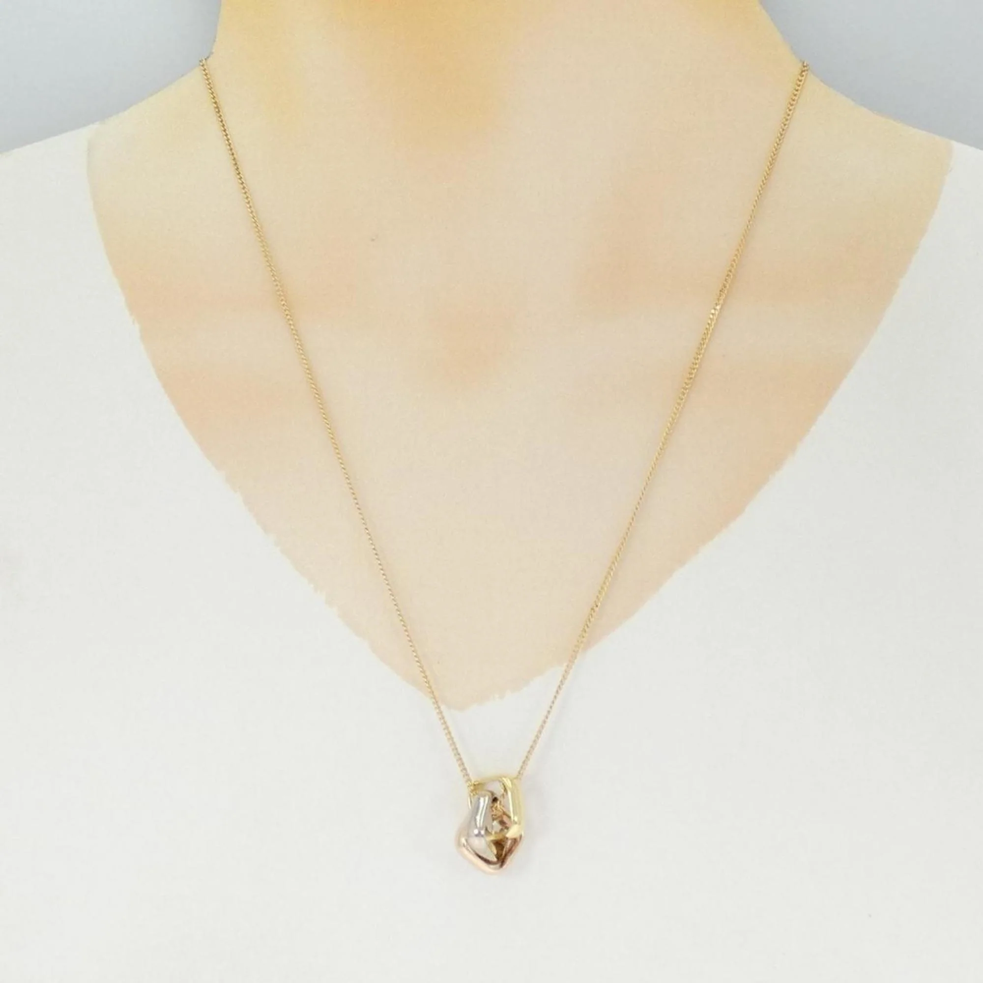 Trinity Pendant Necklace 18K Tricolor Gold - Image 5