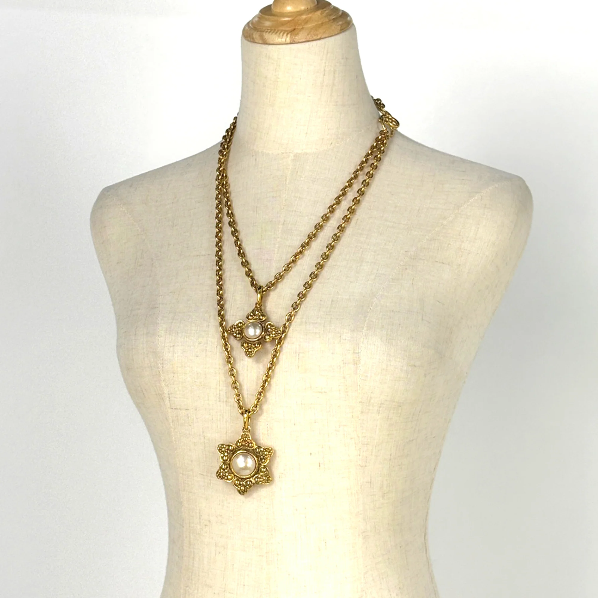 CC Logo Chain Pendant Necklace Metal - Image 7