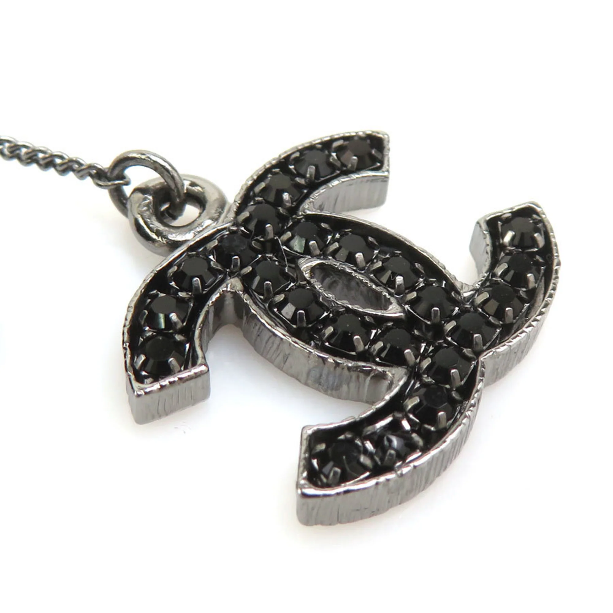 CC Logo Pendant Necklace Metal - Image 3