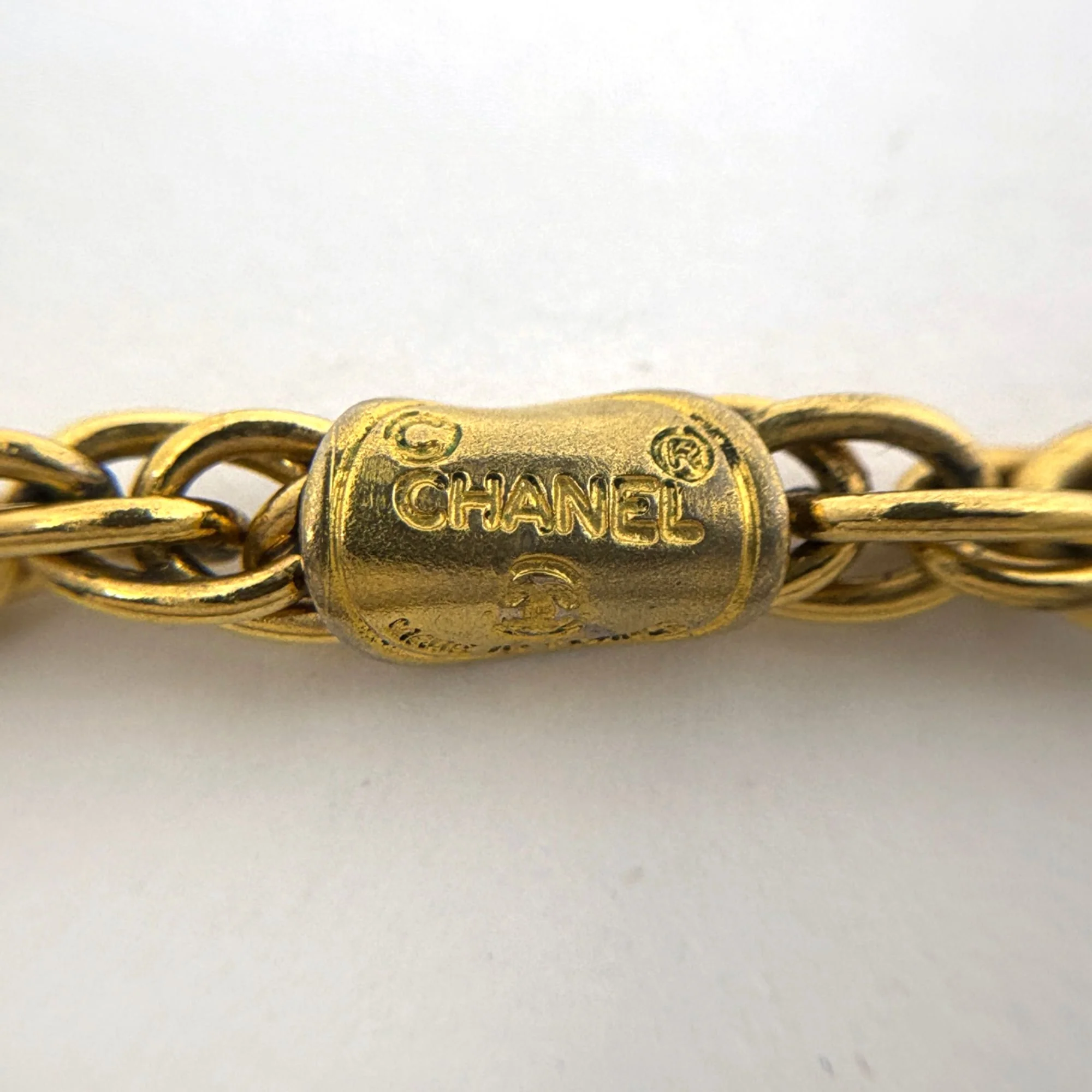 CC Logo Pendant Necklace Metal - Image 5