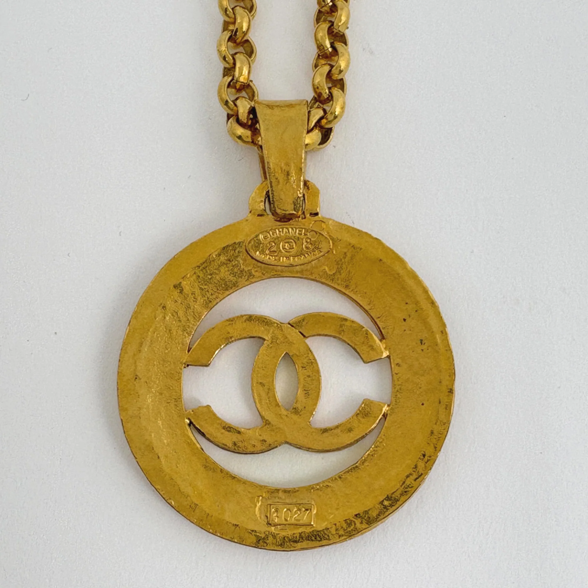 CC Logo Round Chain Pendant Necklace Metal - Image 2