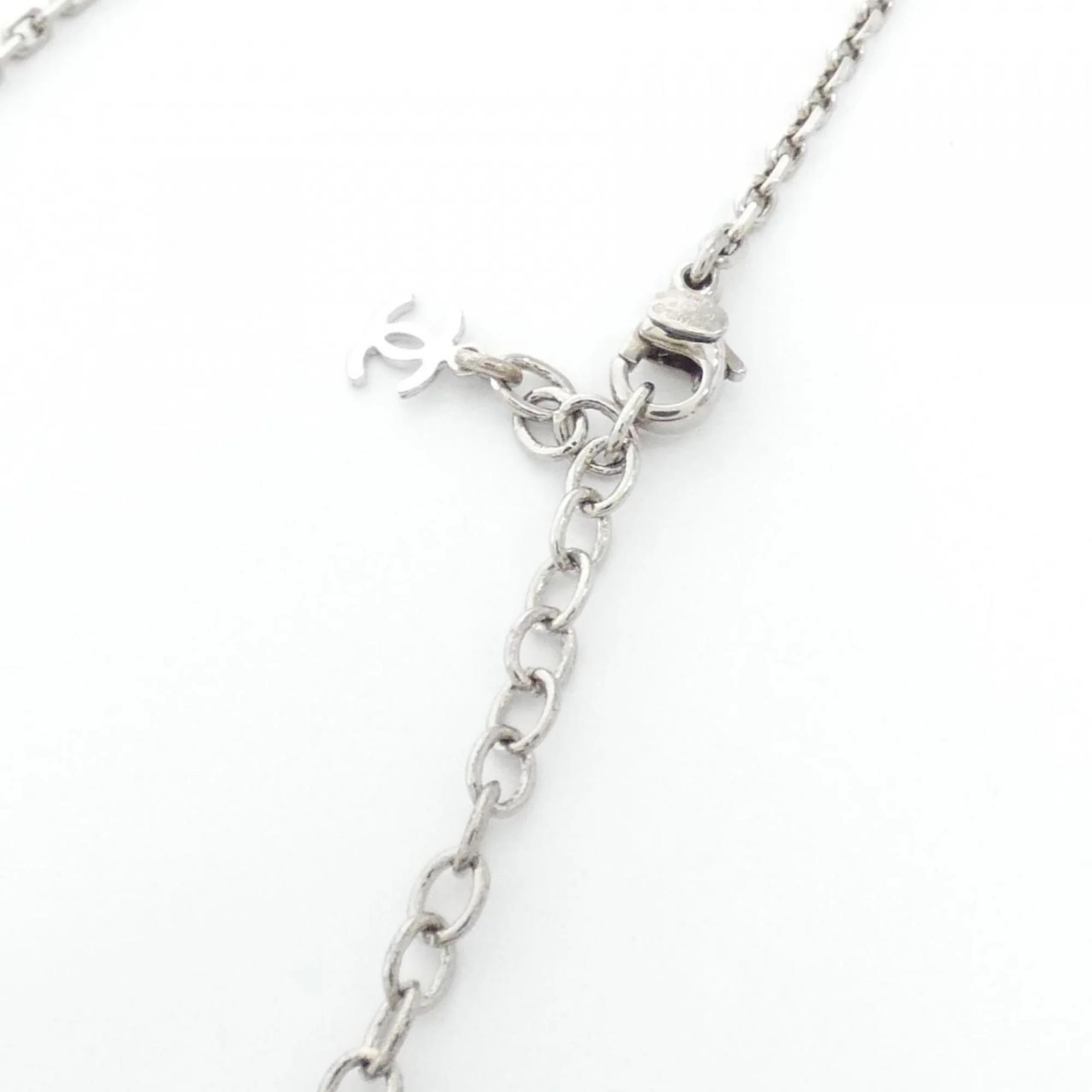 Necklace Metal Black and Silver Pendant Necklace - Image 6