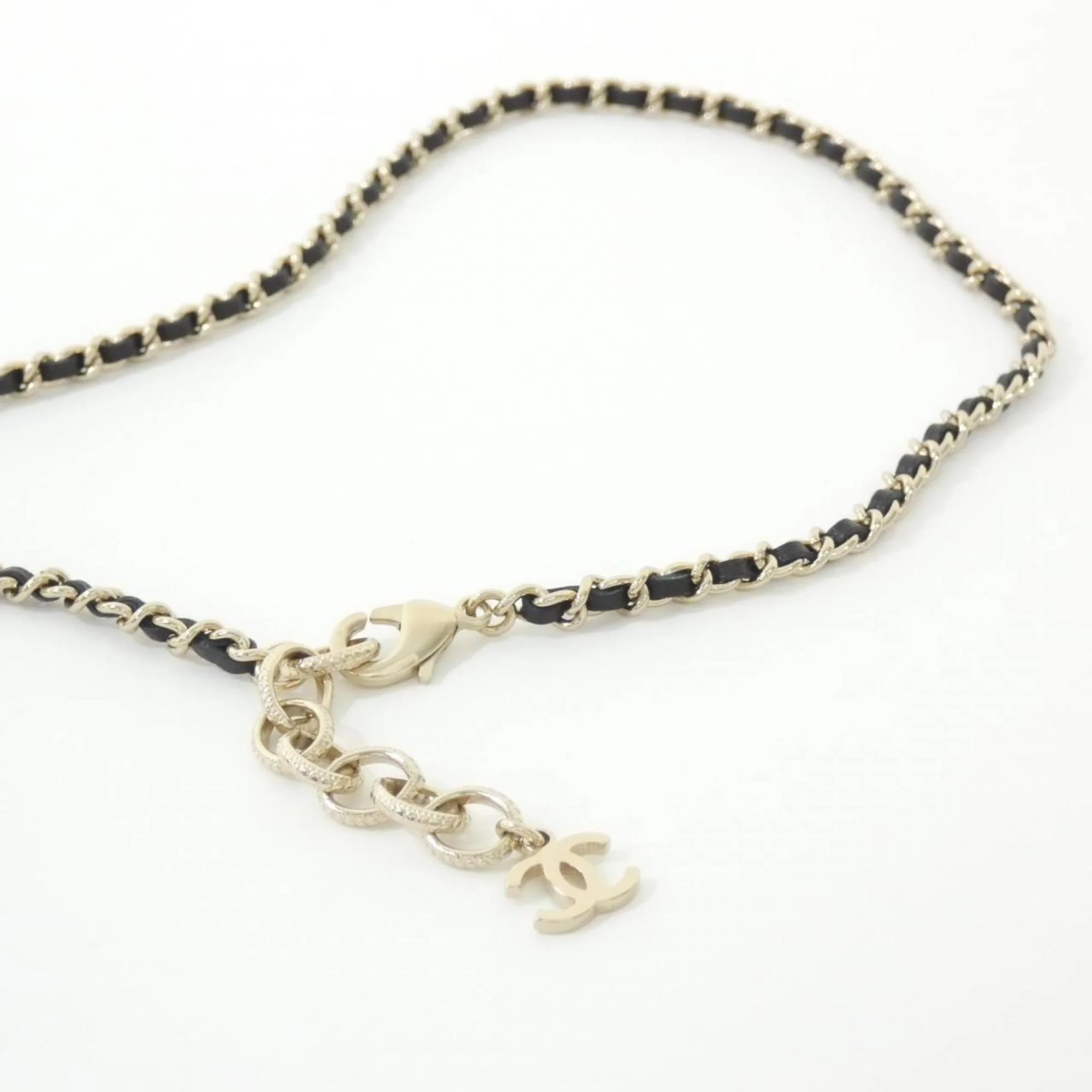 Pendant Necklace Leather Pink - Image 5
