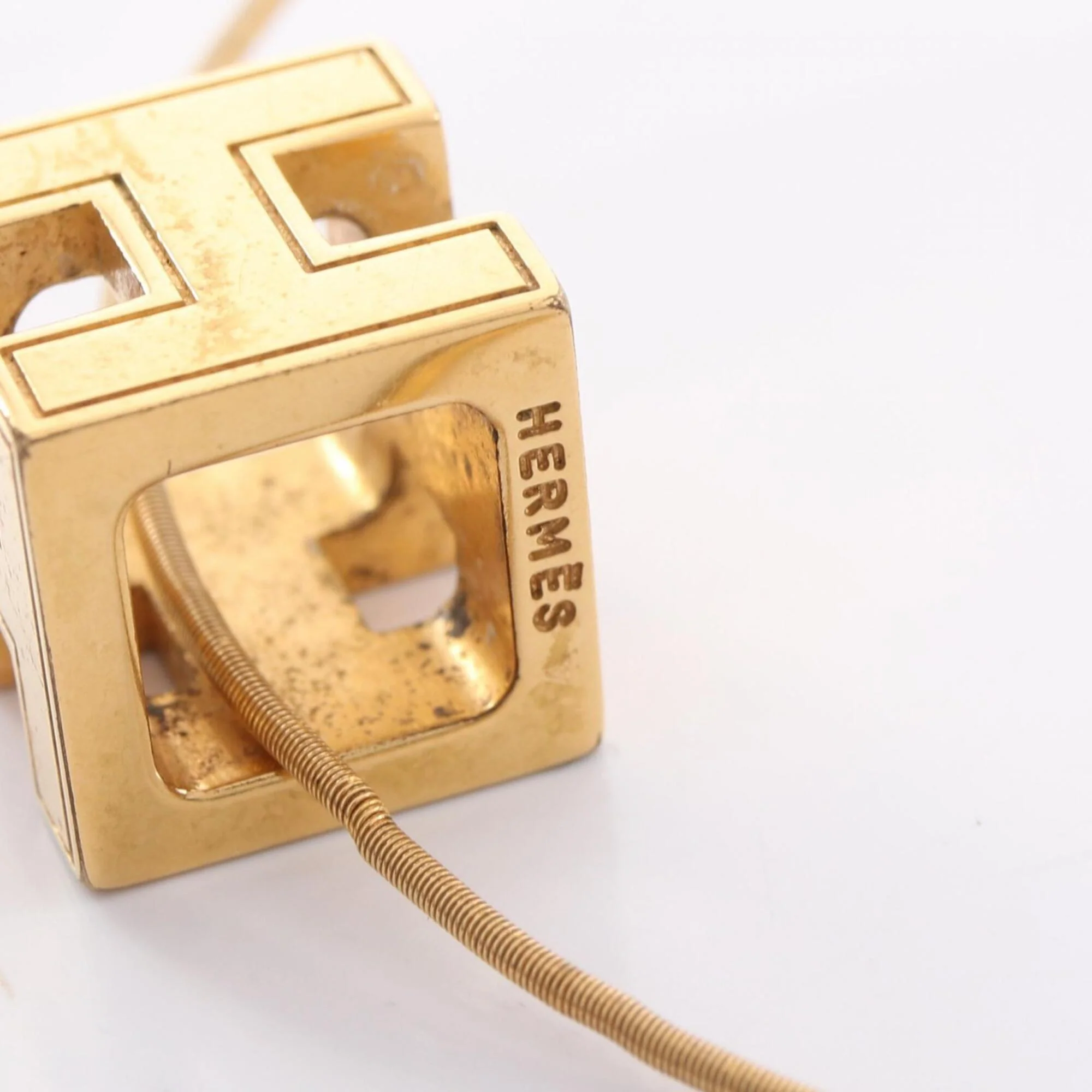 Cage d'H H-Cube Pendant Necklace Gold Plated - Image 5