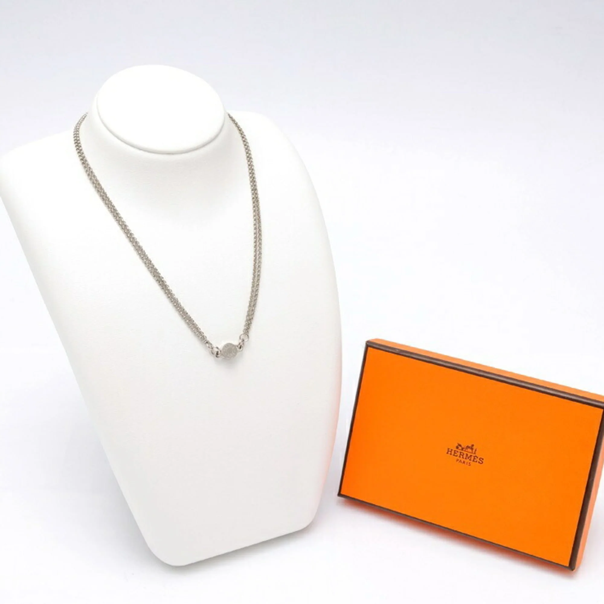 Pendant Necklace Metal and Leather Mini - Image 9