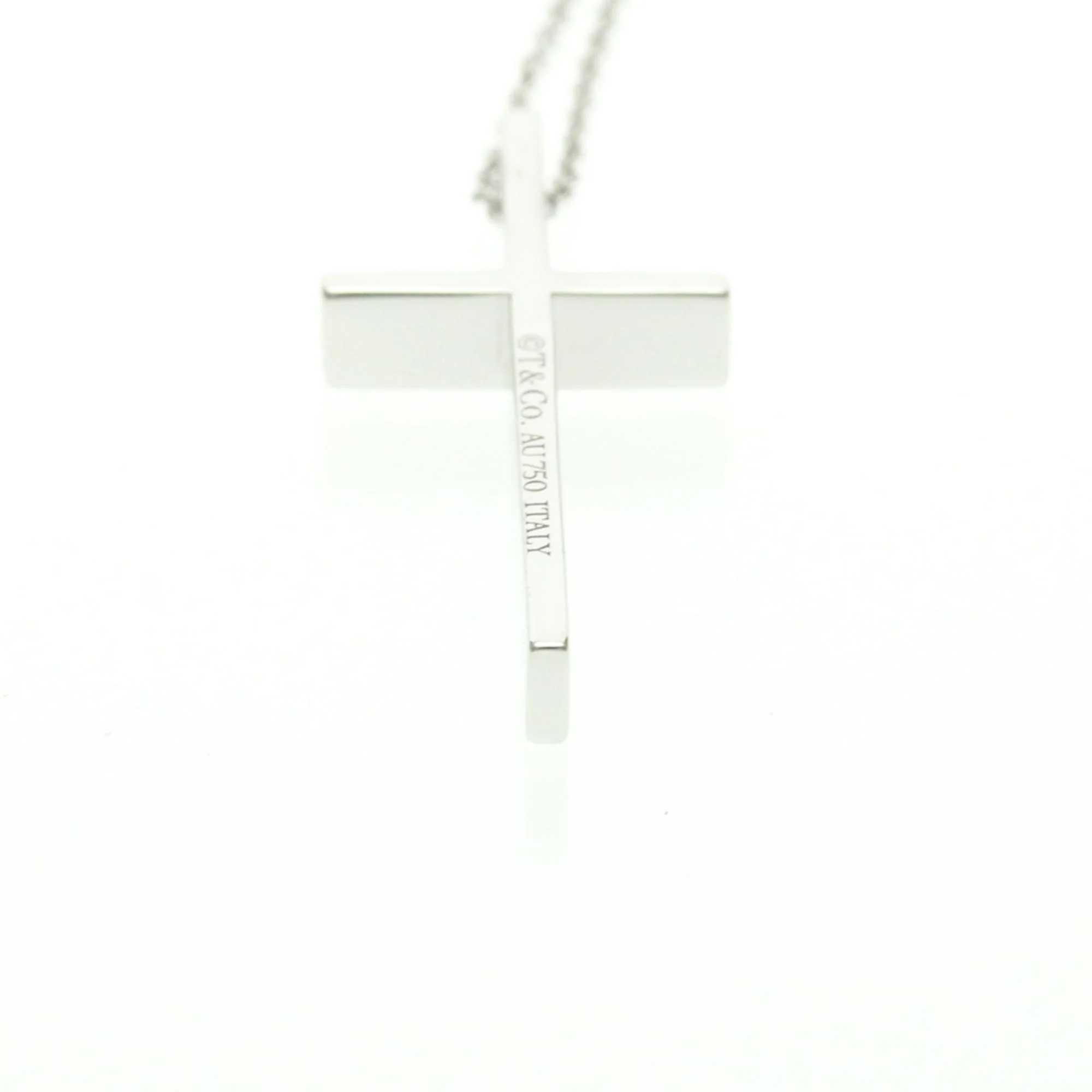 Cross Pendant Necklace 18K White Gold - Image 4