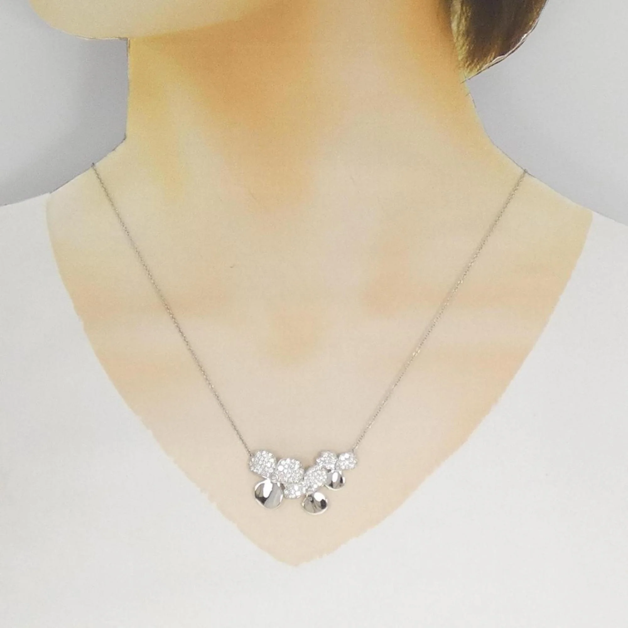 Paper Flower Cluster Pendant Necklace Platinum with Diamond - Image 6