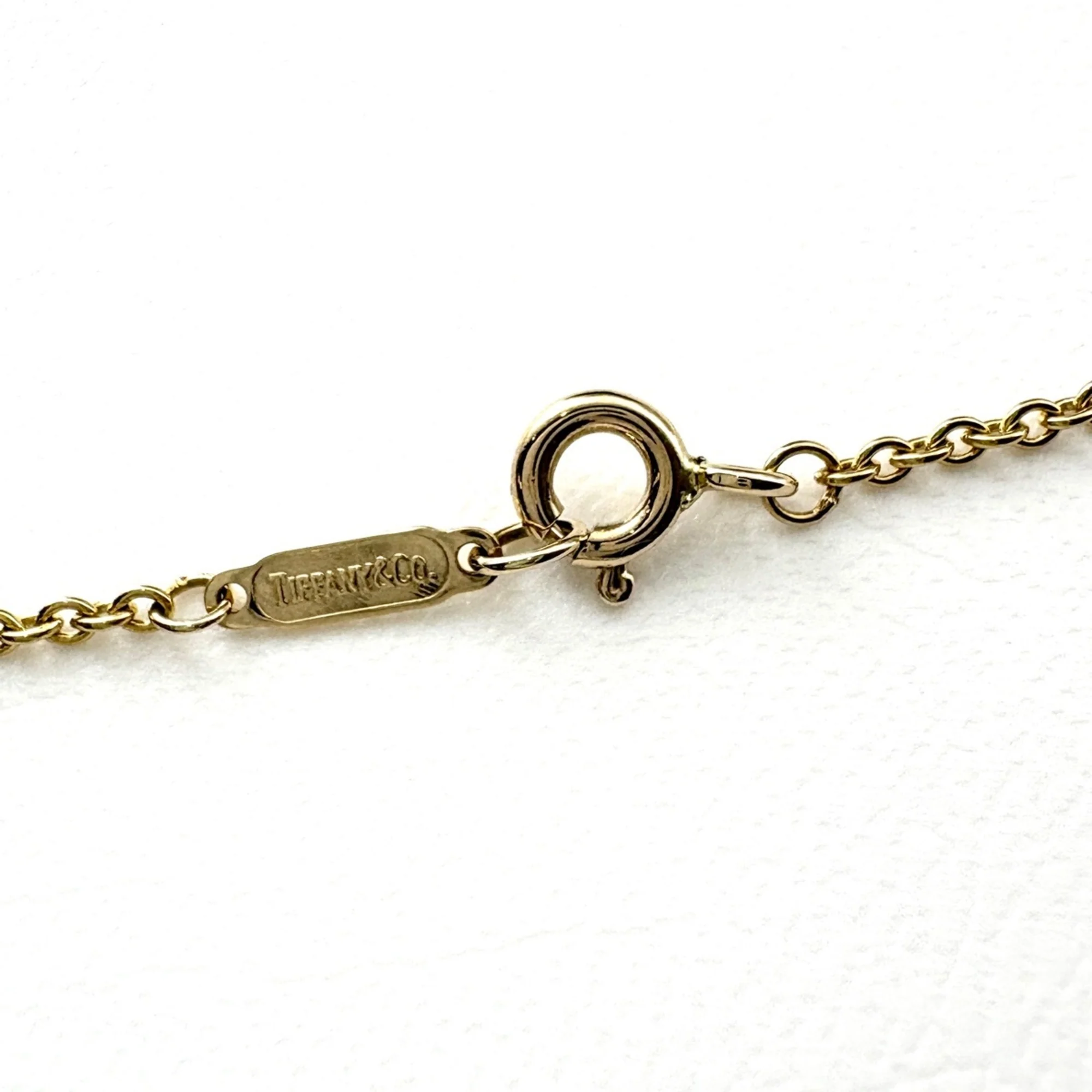 Pendant Necklace Platinum and Diamond Small - Image 4