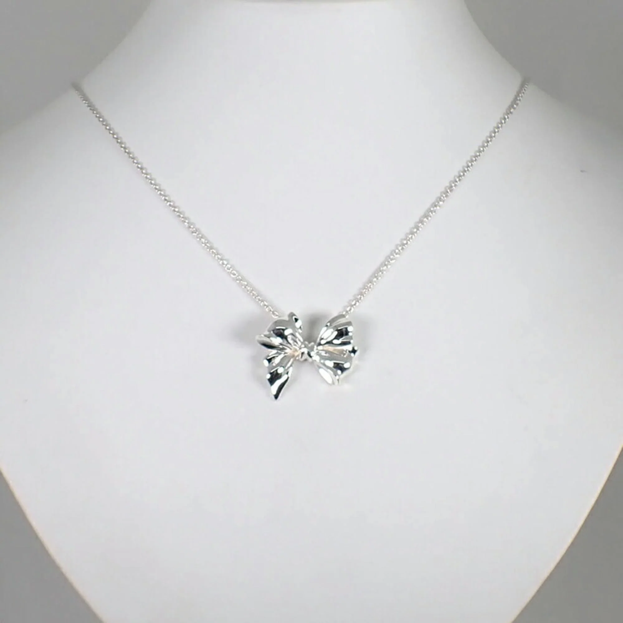 Ribbon Motif Pendant Necklace Sterling Silver - Image 3