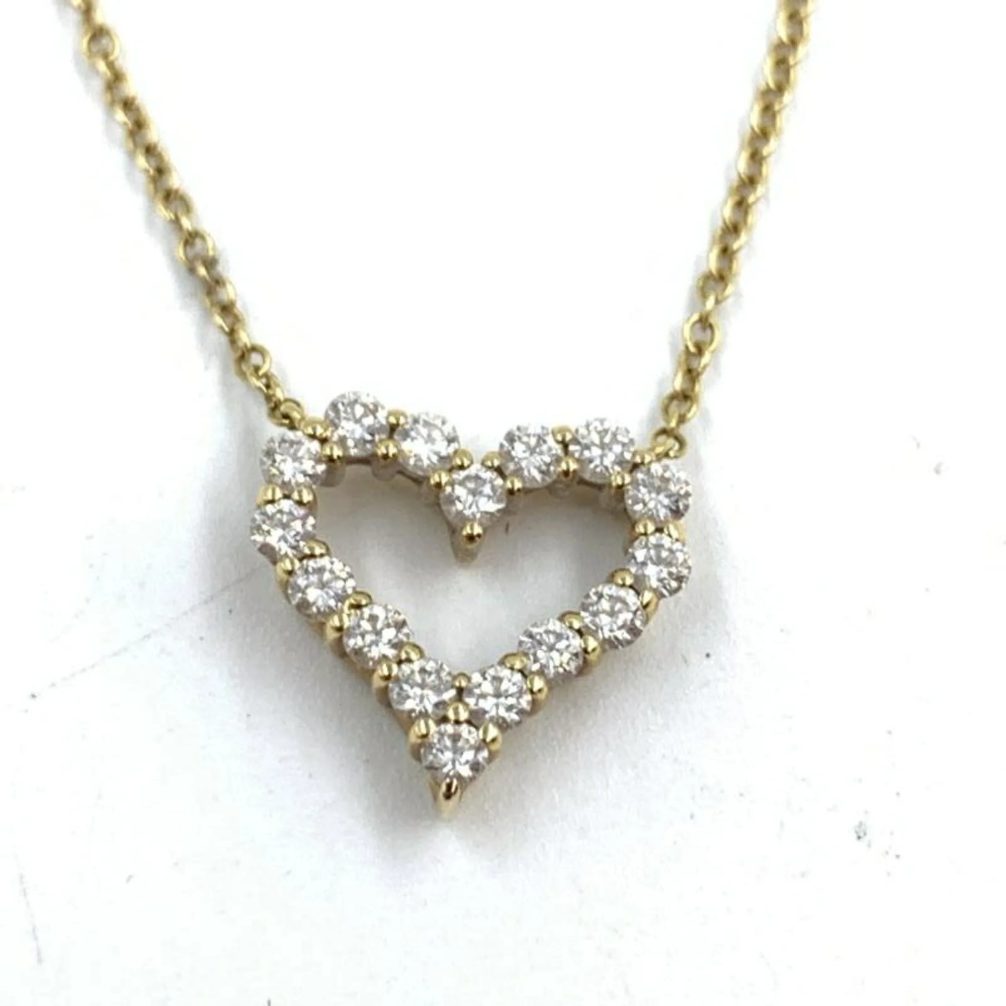 Sentimental Heart Pendant Necklace 18K Yellow Gold