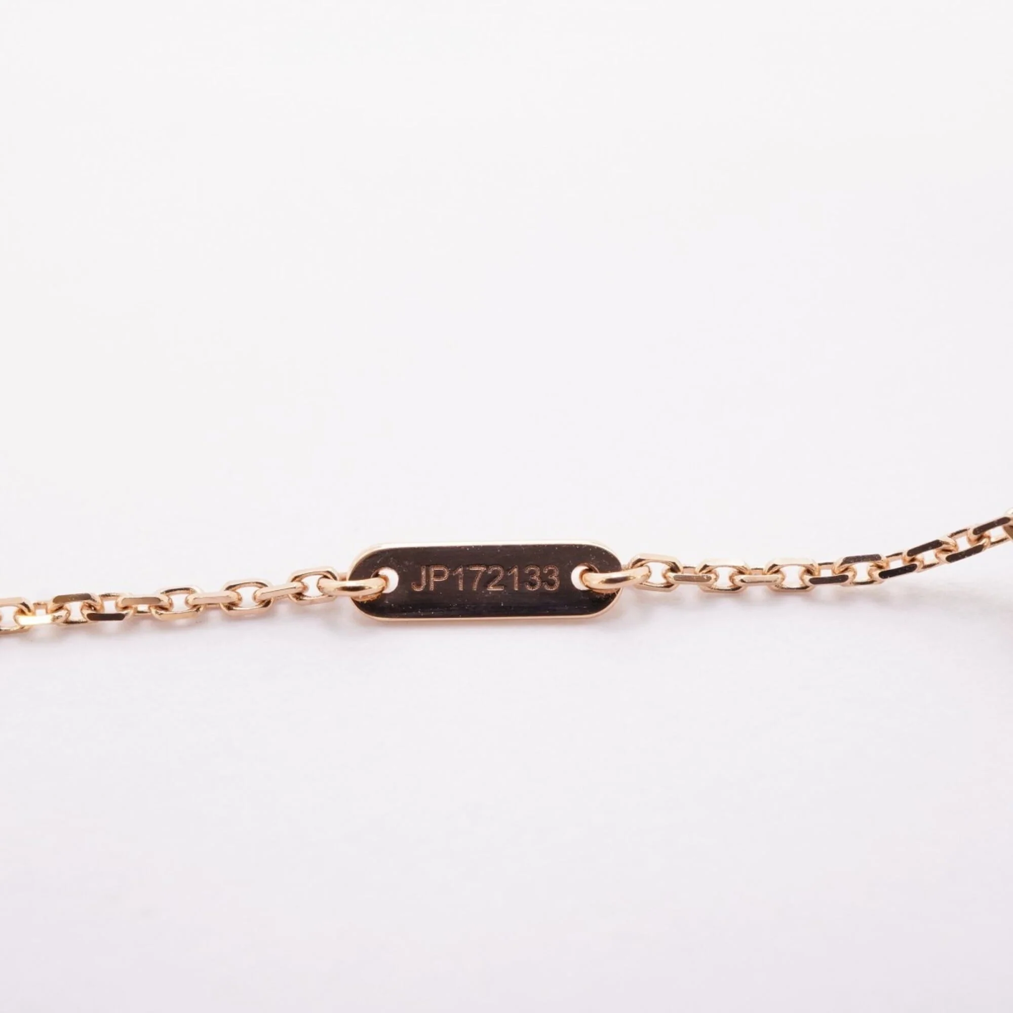 Sweet Alhambra Pendant Necklace 18K Rose Gold and Carnelian - Image 6