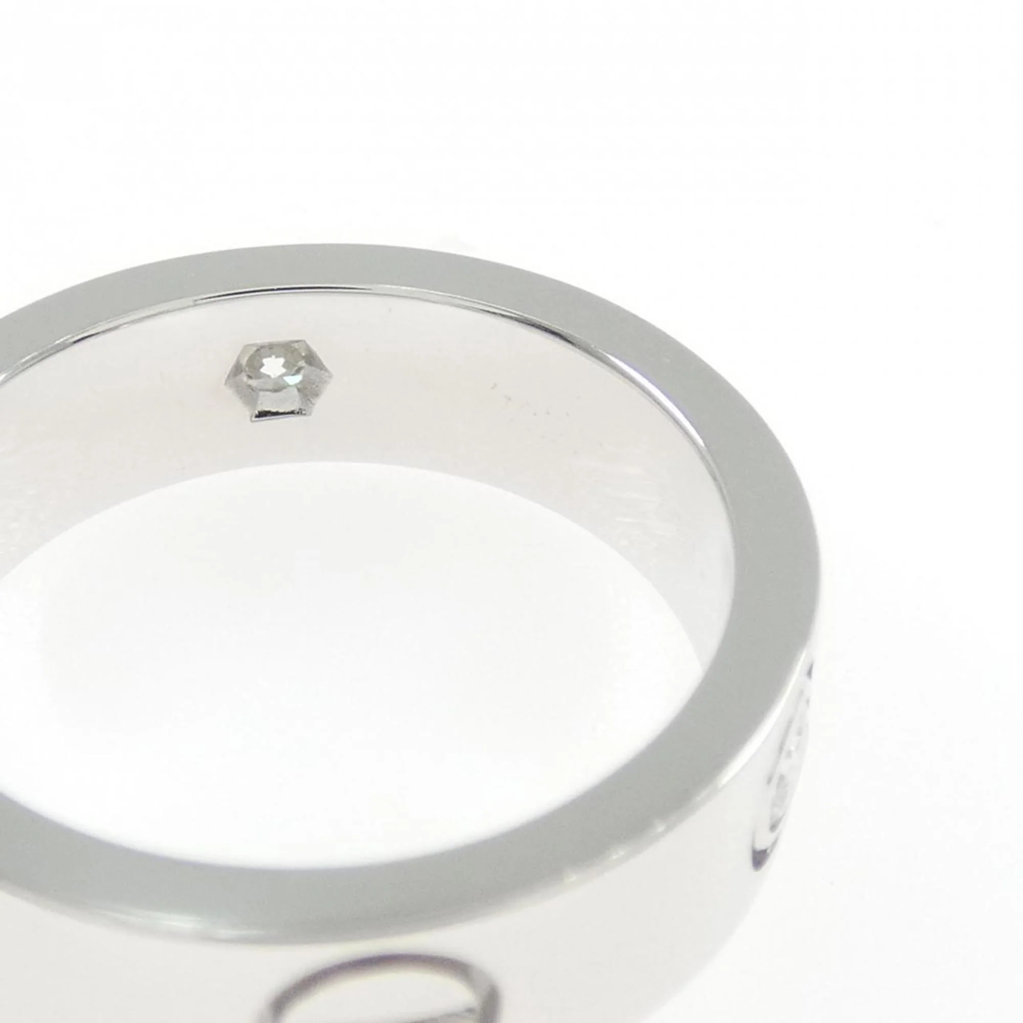 Love Ring 18K White Gold with Diamond - Image 4