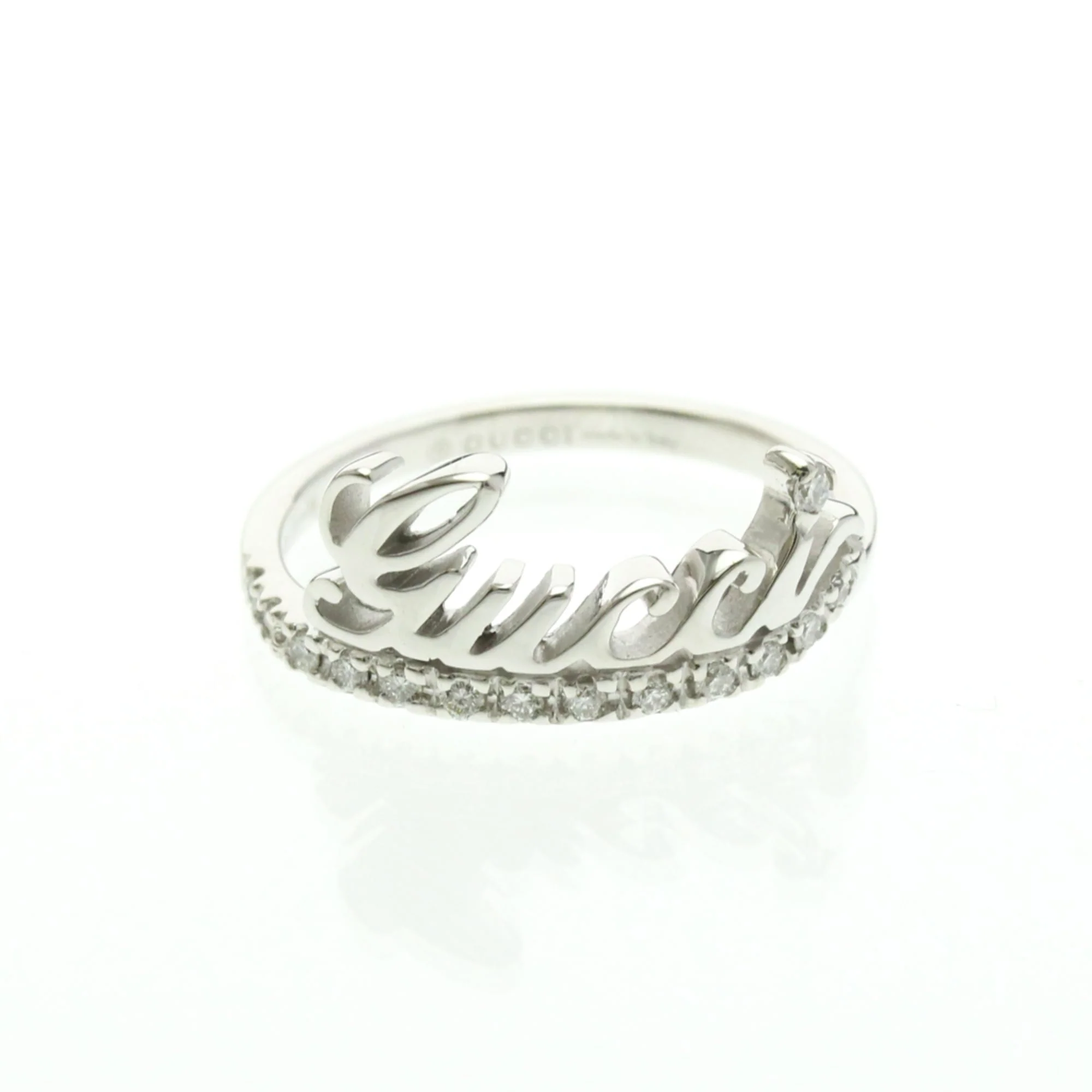 Signature Ring 18K White Gold With Diamond