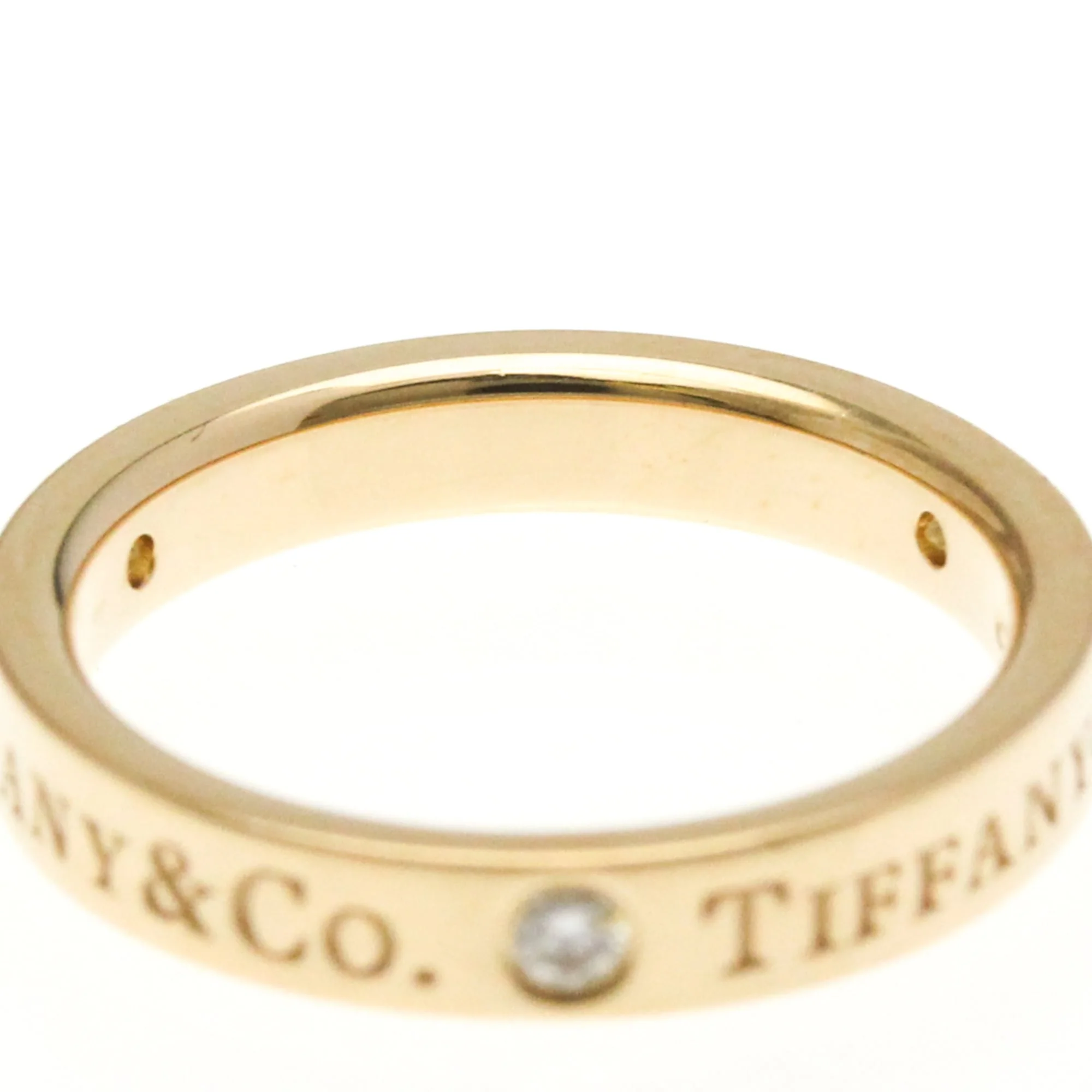 Flat Band Ring 18K Rose Gold with Diamond - Image 6