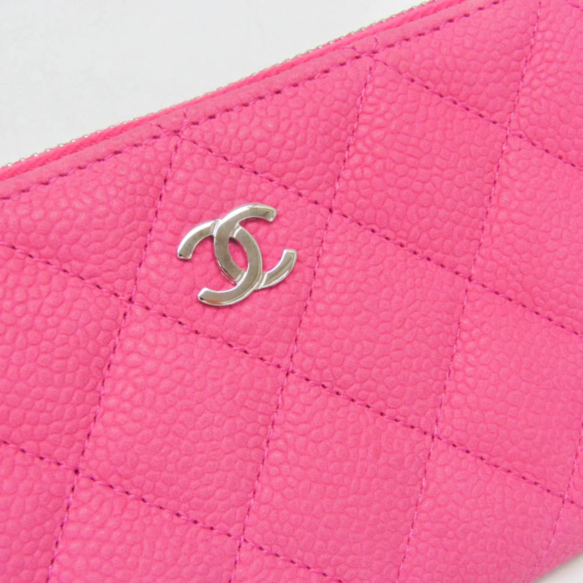 Zip Around Wallet Quilted Caviar Small - Image 9